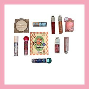 ❗️NEW❗️Fantastic Makeup Bundle